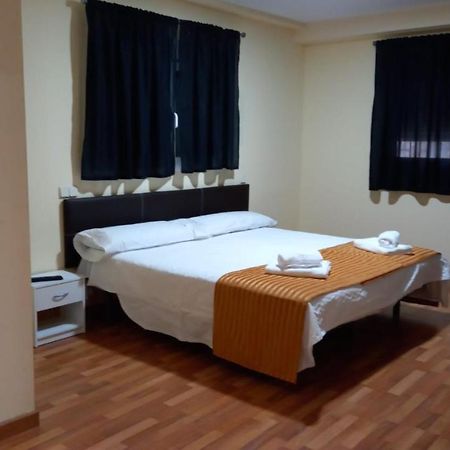 Aparthotel Las Olivas- Borox Seseña Nuevo Exteriér fotografie